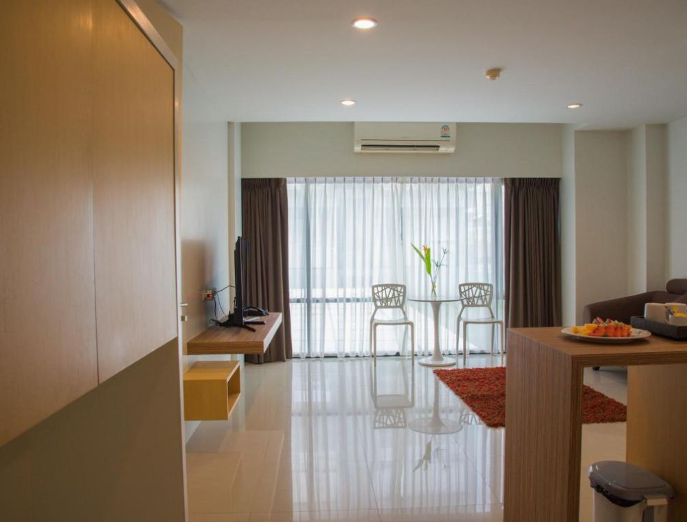 Luxury Pent 2 bedroom, The Lantern Resort Patong 4*