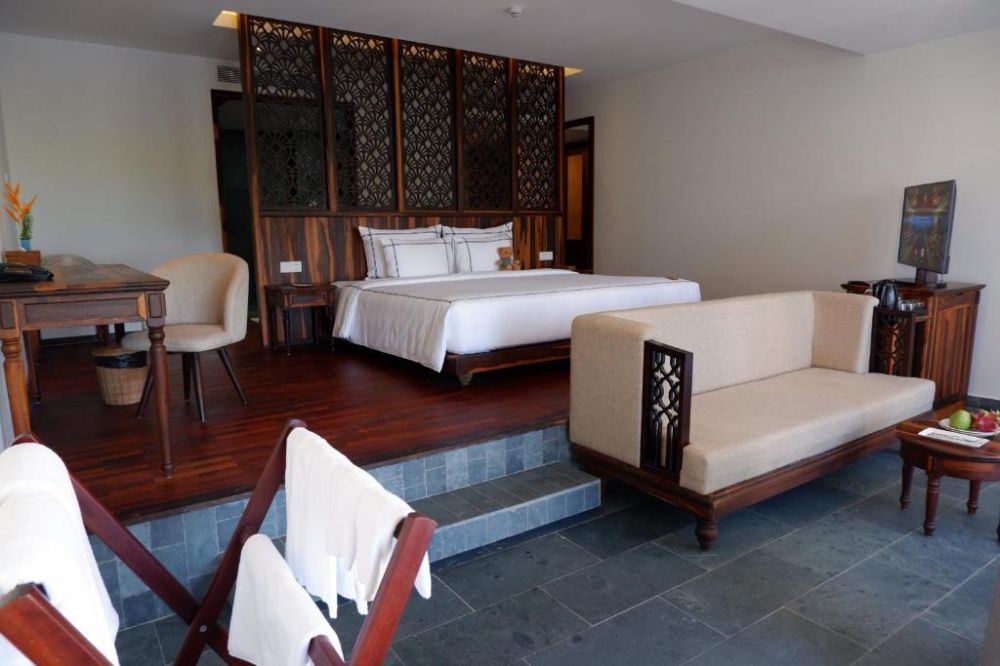 Junior Ocean Suite, Alibu Resort Nha Trang 5*