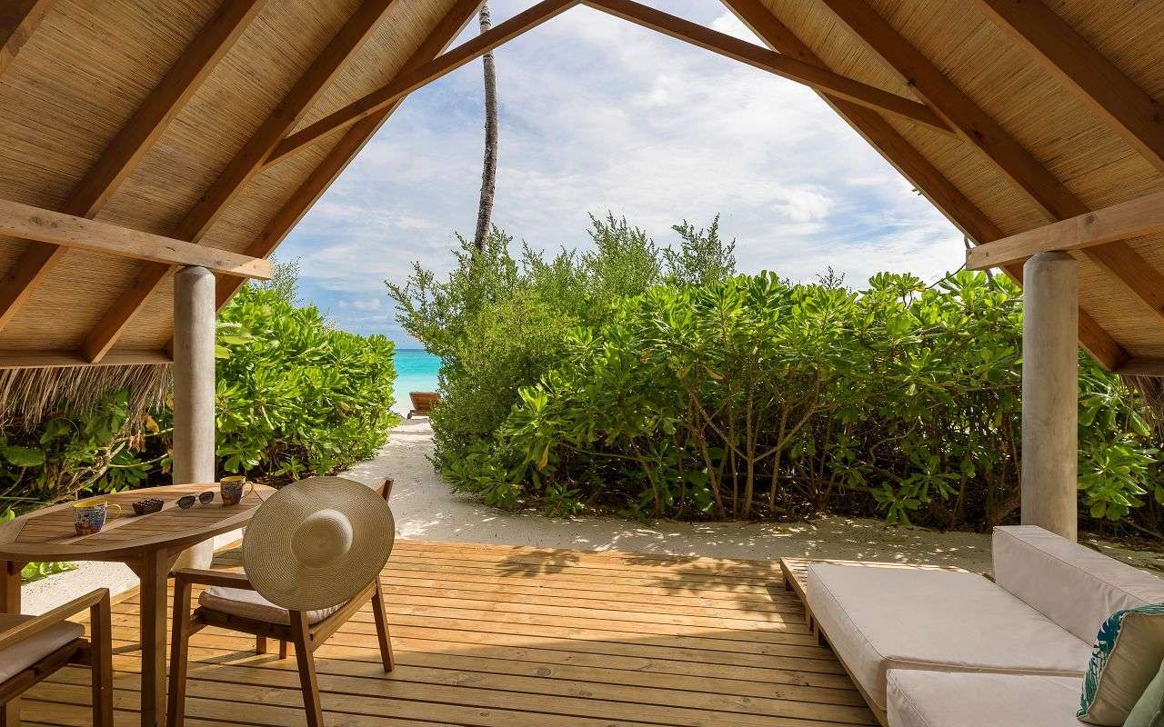 Beach Villa Sunrise, Fushifaru Maldives 5*