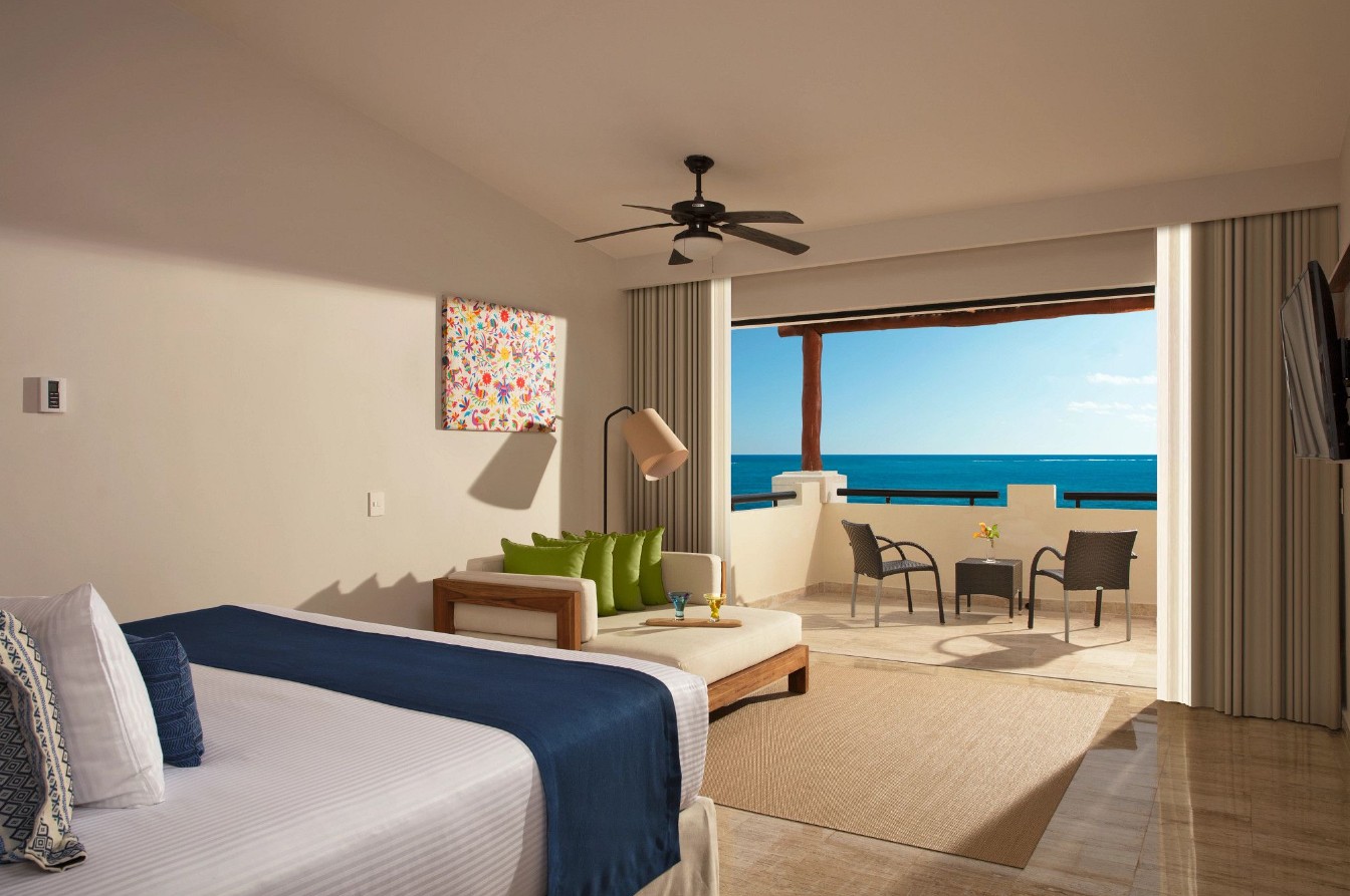 Preferred Club Master Suite Ocean Front, Dreams Sapphire Resort & Spa (ex.Now Sapphire Riviera Cancun) 5*