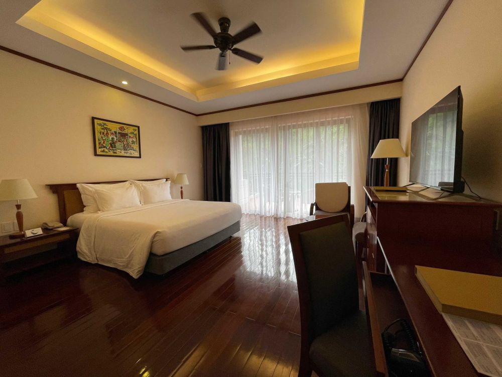 Grand Deluxe Hill/ Ocean view, Vinpearl Resort Nha Trang 5*