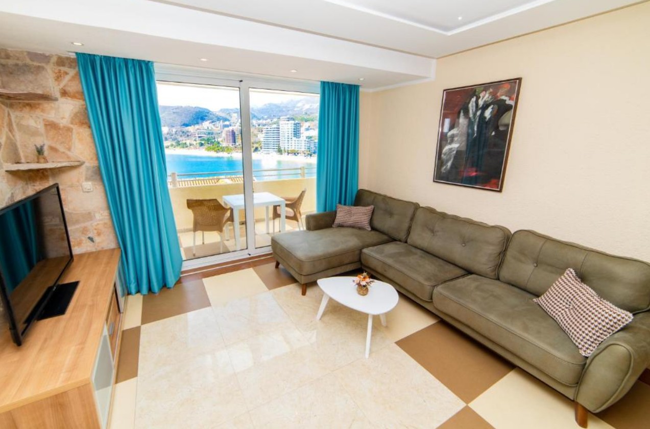 Apartment, Obala Ponta 4*