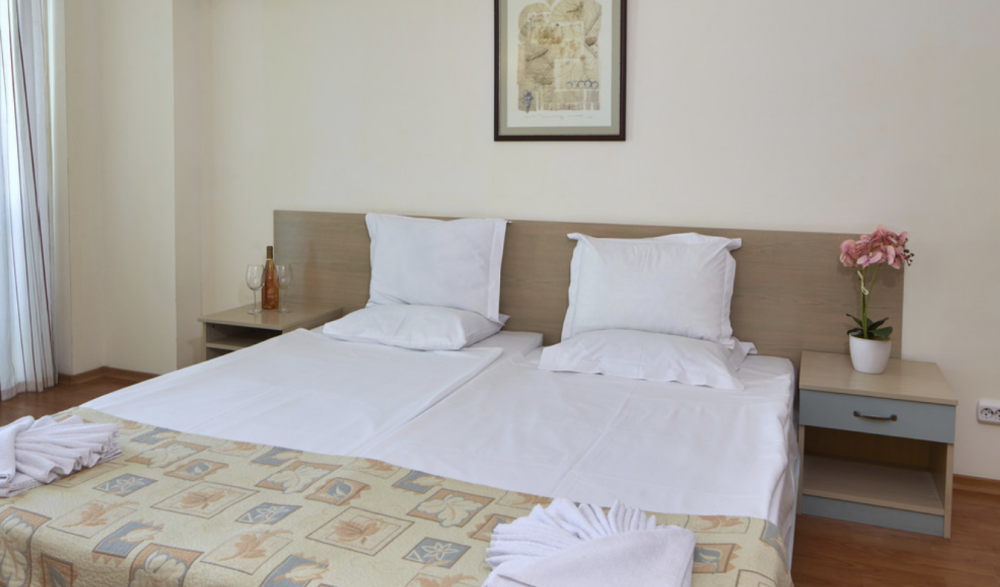 Standard Room, Grand Hotel Nirvana (ex. Grand Hotel Oasis) 4*