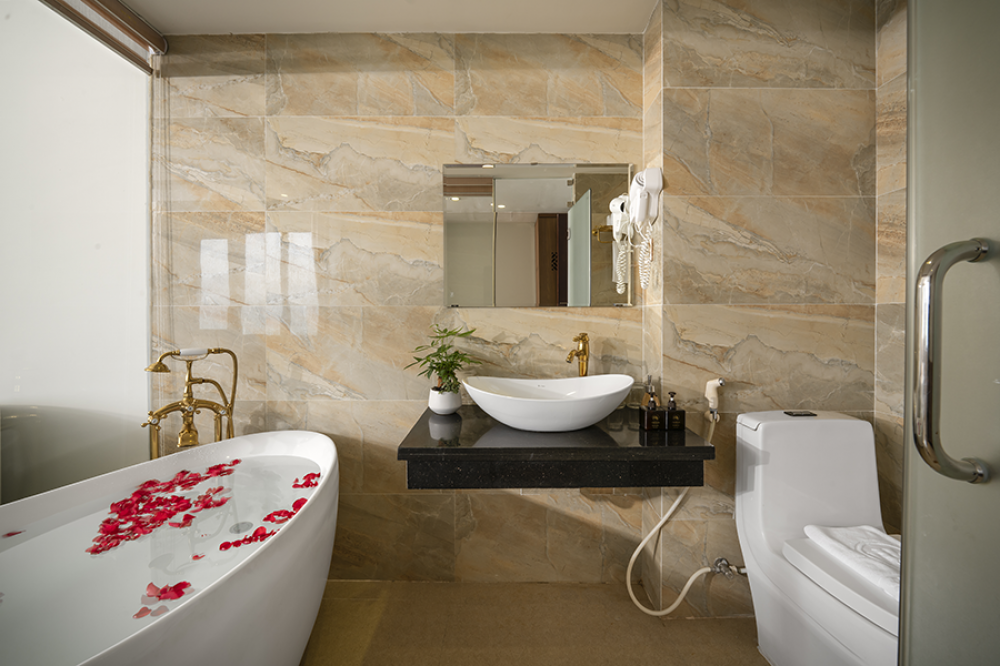 Ocean Suite, 7 Seven Sea Hotel Da Nang 4*