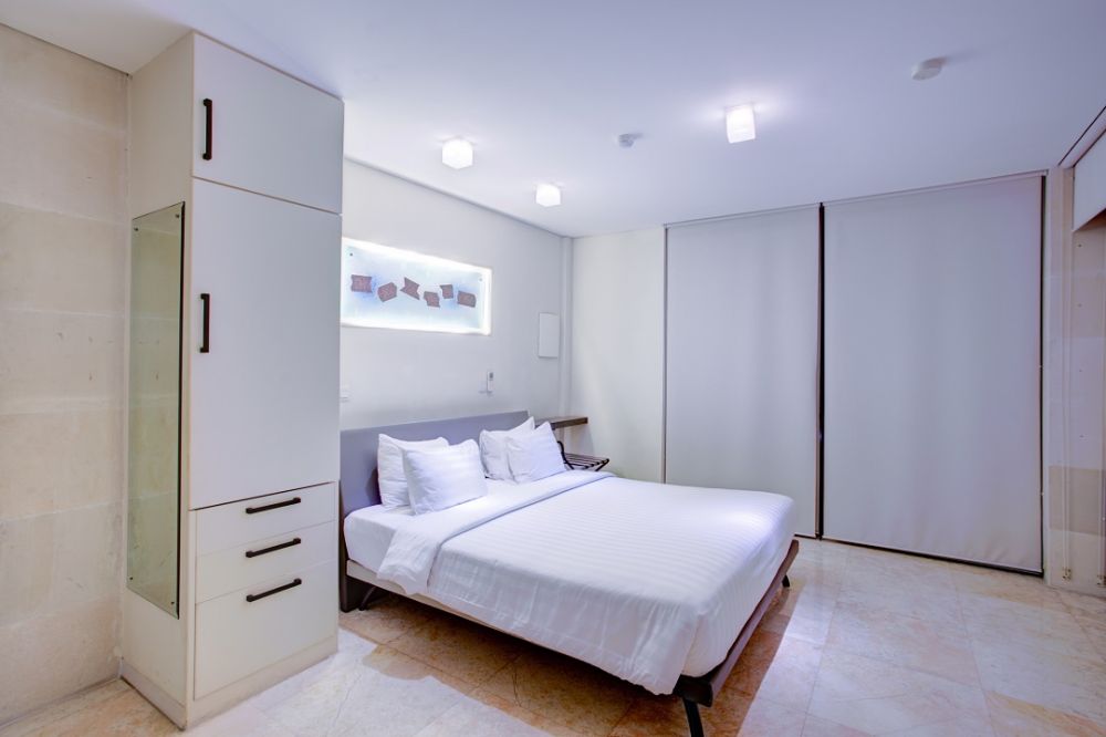 3 Bedroom Suite, FuramaXclusive Ocean Beach Seminyak 4*