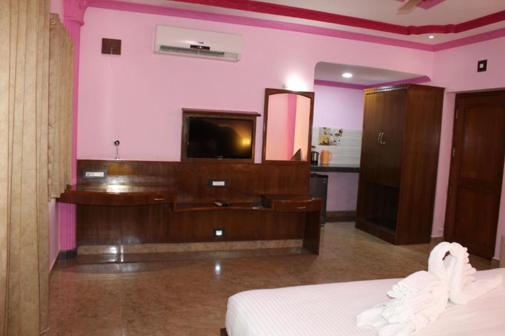 Executive Suite, Sea View Resort Patnem 3*