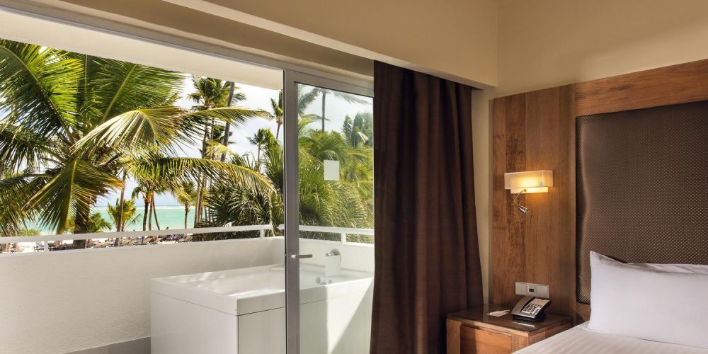 Junior Suite Ocean Front, Occidental Punta Cana 4+