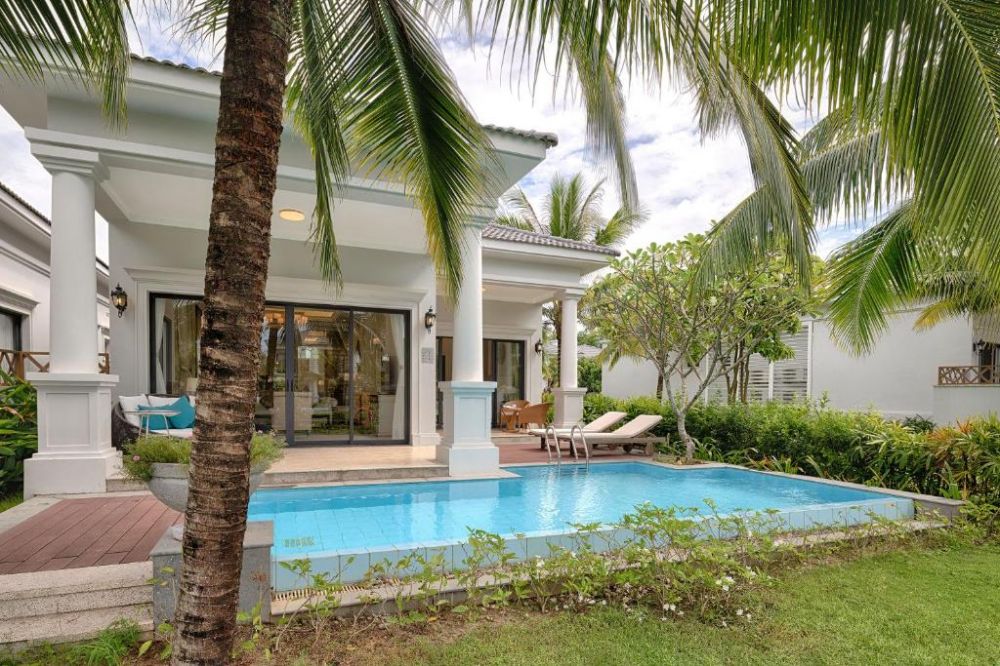 2 Bedroom Villa Lake View Private Pool, Melia Vinpearl Phu Quoc 5*