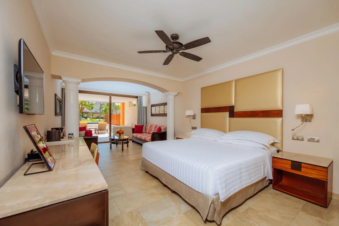 Junior Suite Swim-Up Premium Level (Maya Caribe), Barcelo Maya Grand Resort 5*