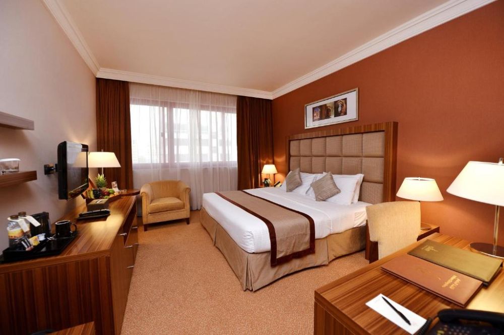 Premium Room, City Seasons Al Hamra Hotel 4*