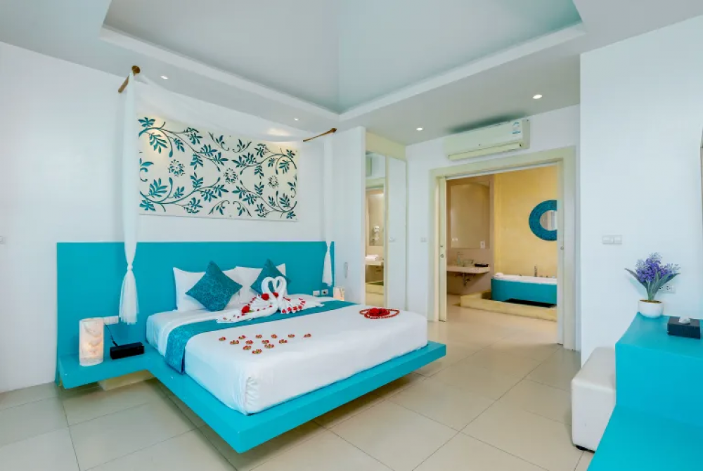 Grand Seaview Pool Suite, Amala Grand Bleu Resort 4*