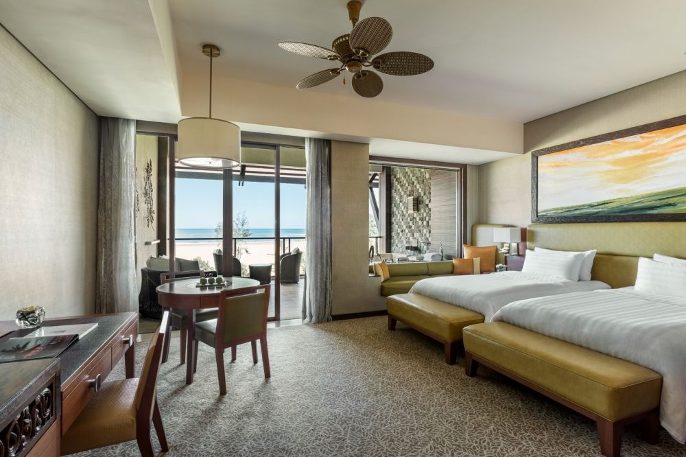 Ocean Wing Junior Suite Sea View, Shangri-La’s Rasa Ria Resort & Spa 5*