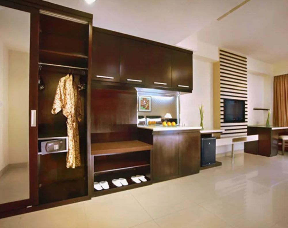 Family room, ASTON Kuta Hotel & Residence 4*