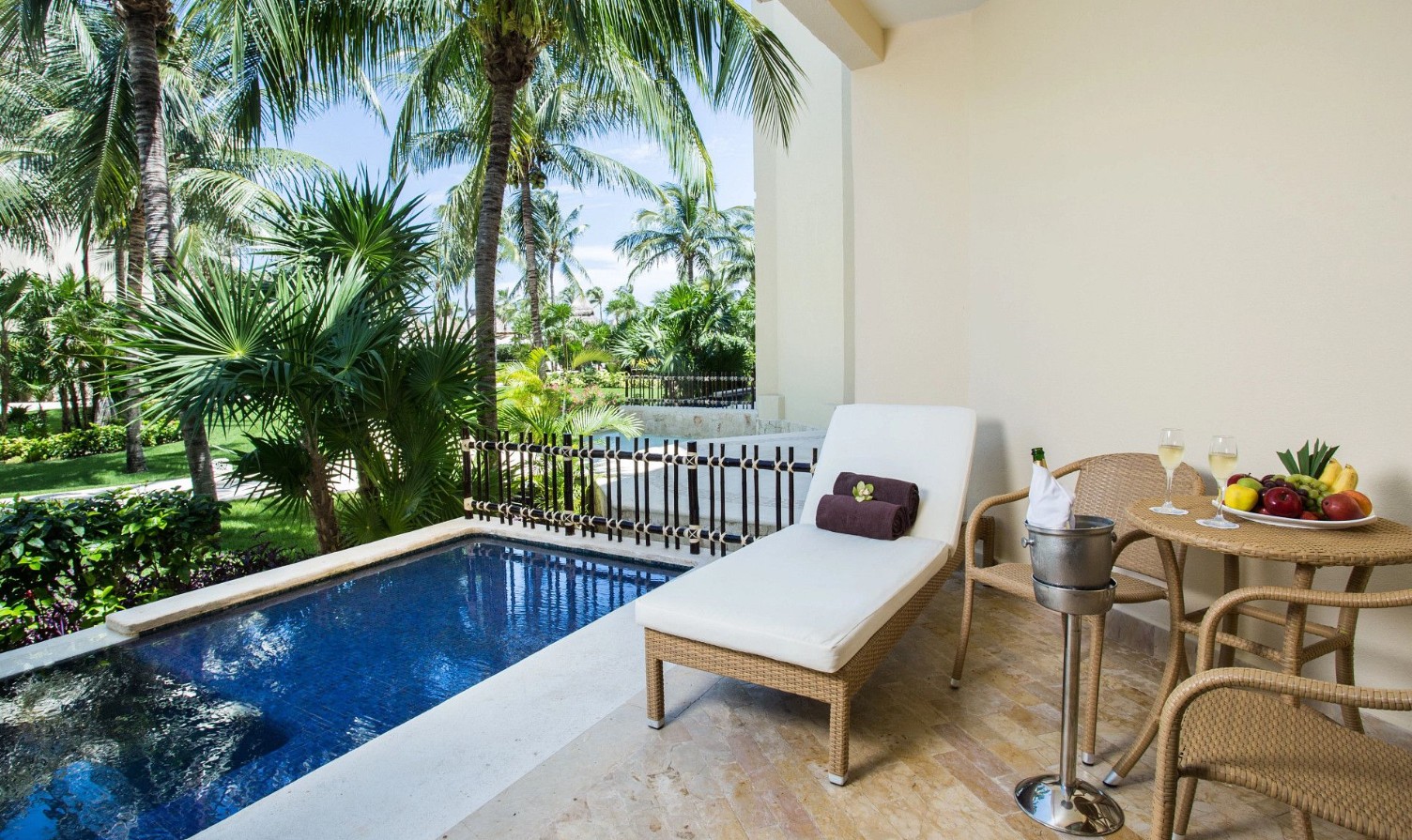 Premium Deluxe With Plunge Pool, Dreams Riviera Cancun Resort & Spa 4*