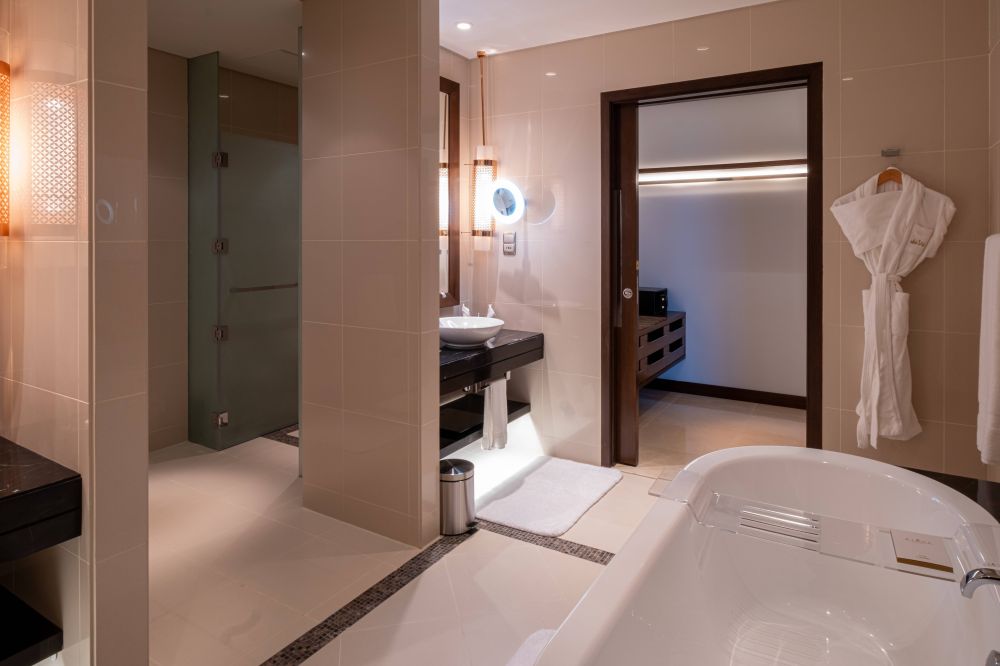 Junior Suite, Rixos Marina Abu Dhabi 5*