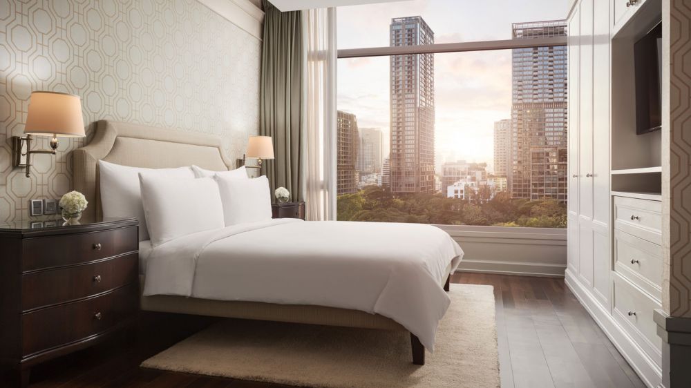 One Bedroom Suite City View/ Park View, Oriental Residence Bangkok 5*