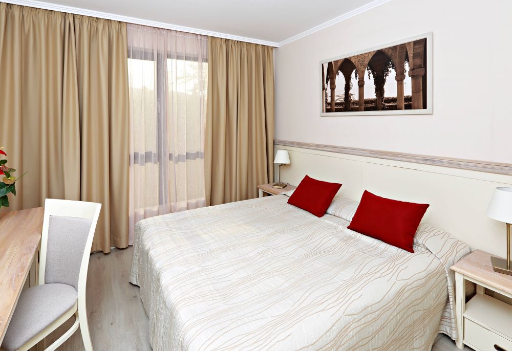 1 Bedroom Suite, White Rock Castle Suite Hotel 4*