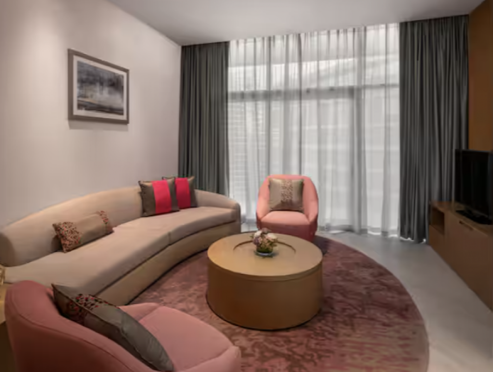 One Bedroom Apartment, Hilton Dubai Creek Hotel & Residences 5*