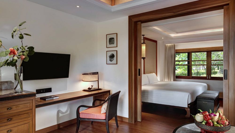 Deluxe Beach Front Villa, Santiburi Koh Samui 5*