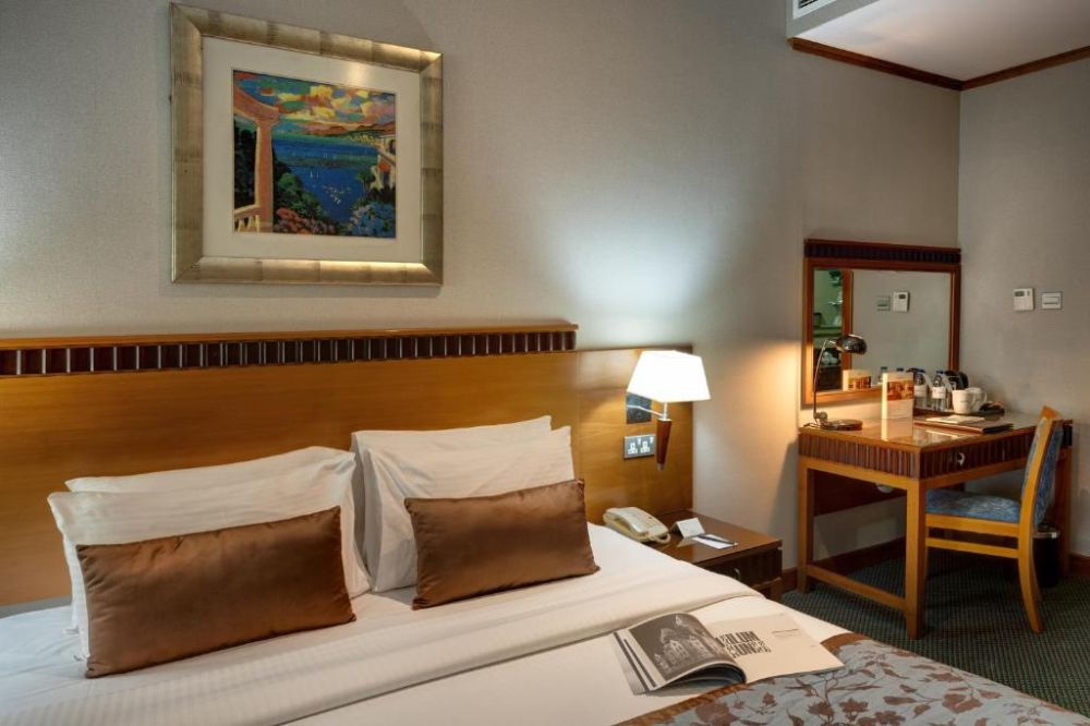 Deluxe Room, Golden Tulip Al Barsha Hotel 4*