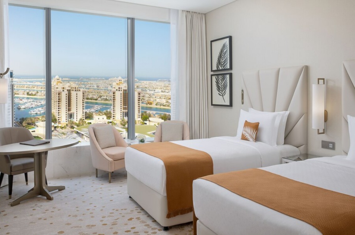 Deluxe Twin/ King, The St. Regis Dubai The Palm 5*