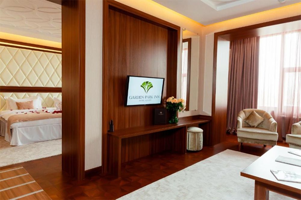 Премиум, Garden Park Inn 4*