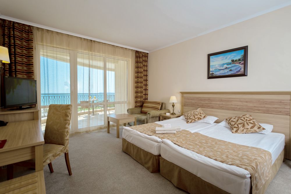 SEA VIEW HIGH, DIT Majestic Beach Resort 4*