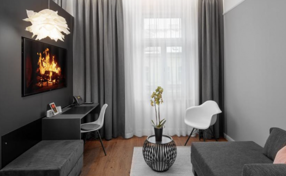 Junior Suite, THE MANES Boutique Hotel Prague 4*