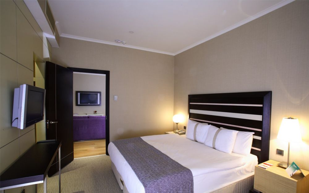 Senior Suite, Nova Plaza Prime Hotel 5*