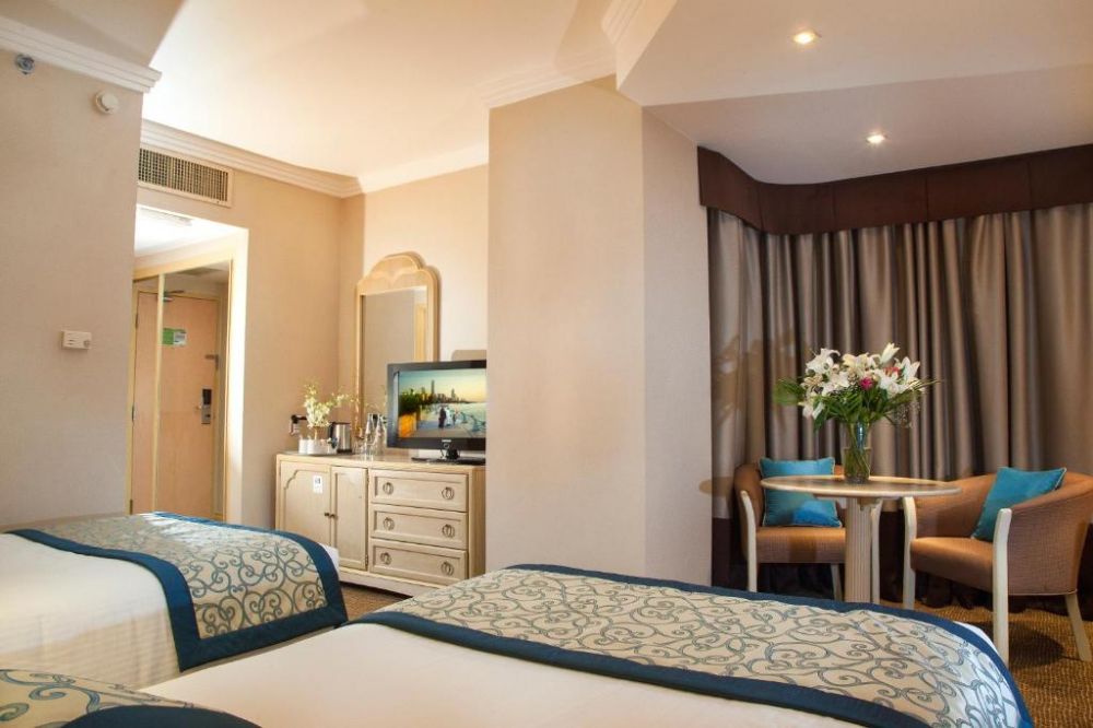 Deluxe Room, Novel Hotel City Center Abu Dhabi 4*