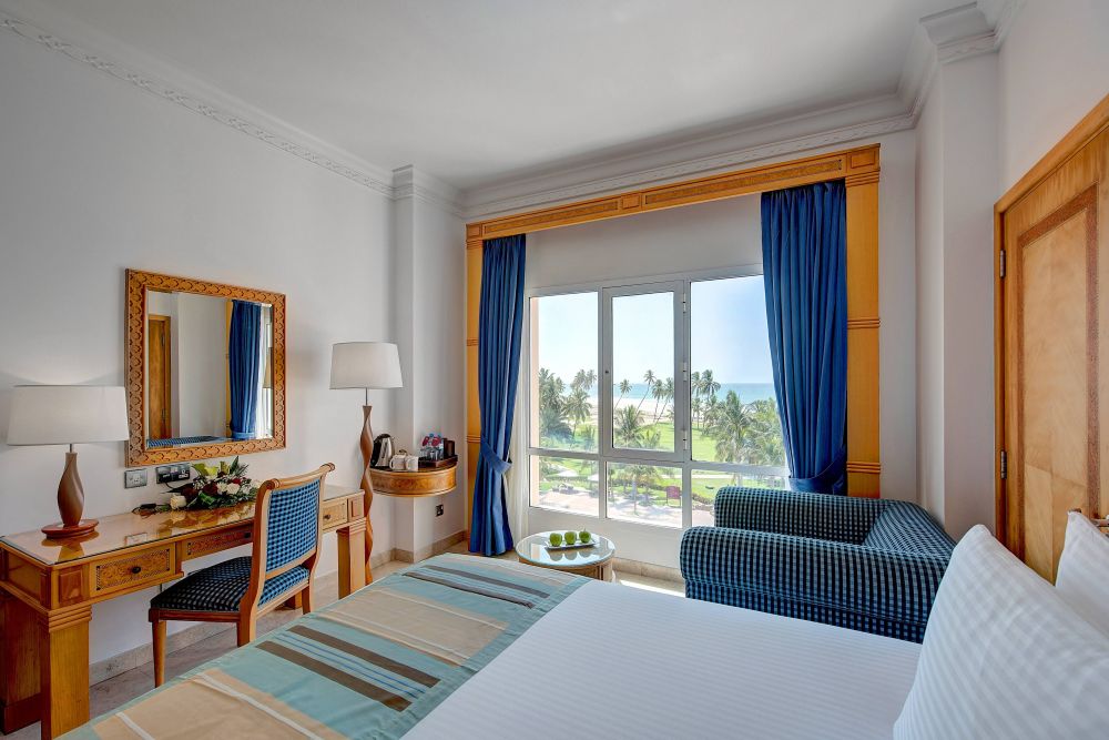 Standard Garden View/ Sea View, Crowne Plaza Resort Salalah 5*