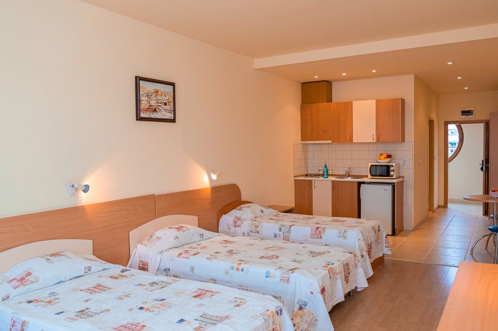 Triple Room, Avenue Sunny Beach 2*