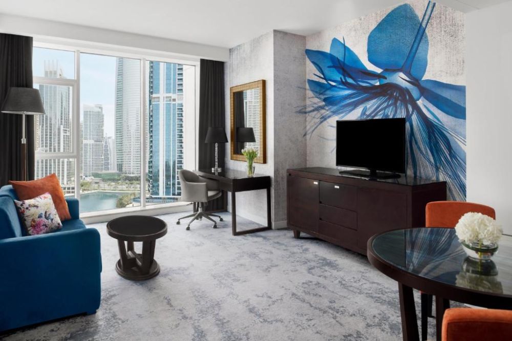 Premium Suite, Movenpick Hotel Jumeirah Lakes Towers 5*