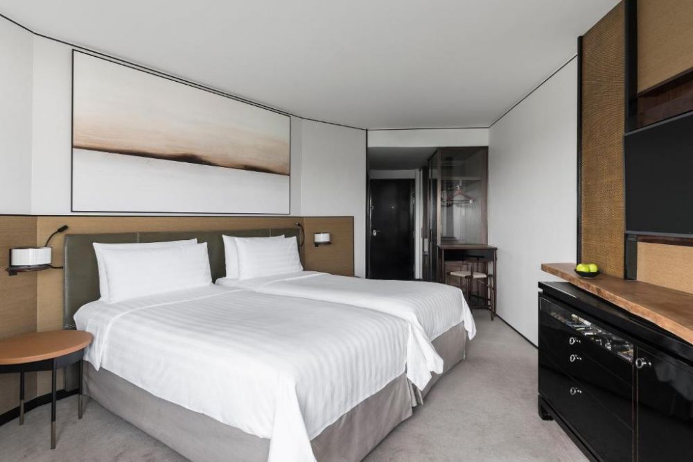 Deluxe Room (Tower Wing), Shangri-La Hotel Singapore 5*