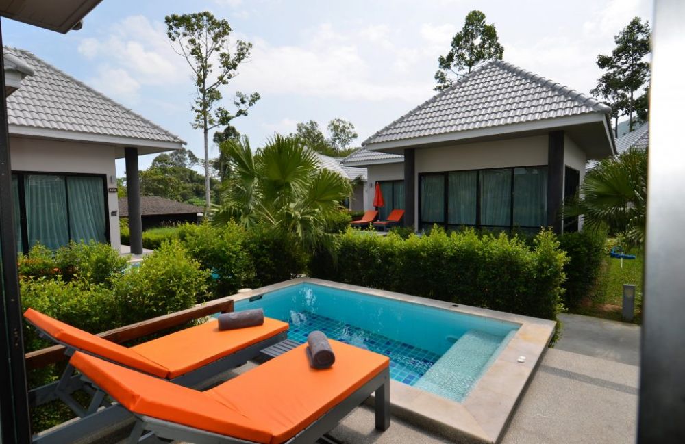 Deluxe Suite Pool Villa, Chaweng Noi Pool Villa 4*