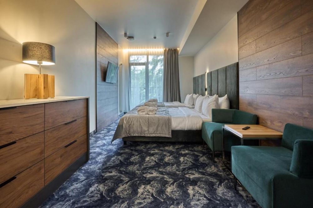 Junior Suite Comfort Room, Fomich Residence 