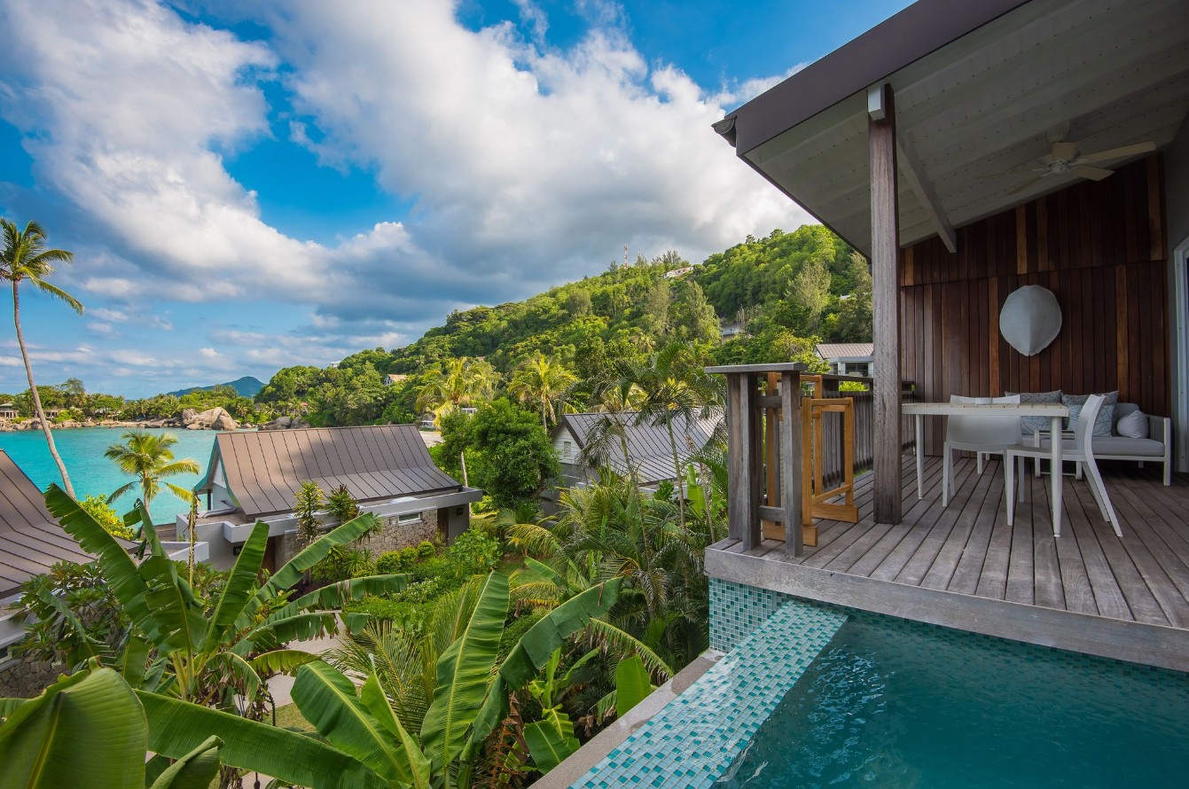 Ocean View Pool Chalet, Carana Beach 4*