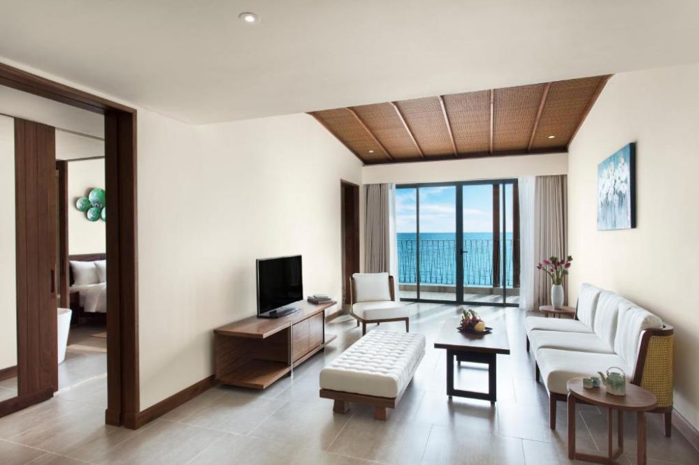 Executive Suite, Dusit Princess Moonrise Beach Resort 5*