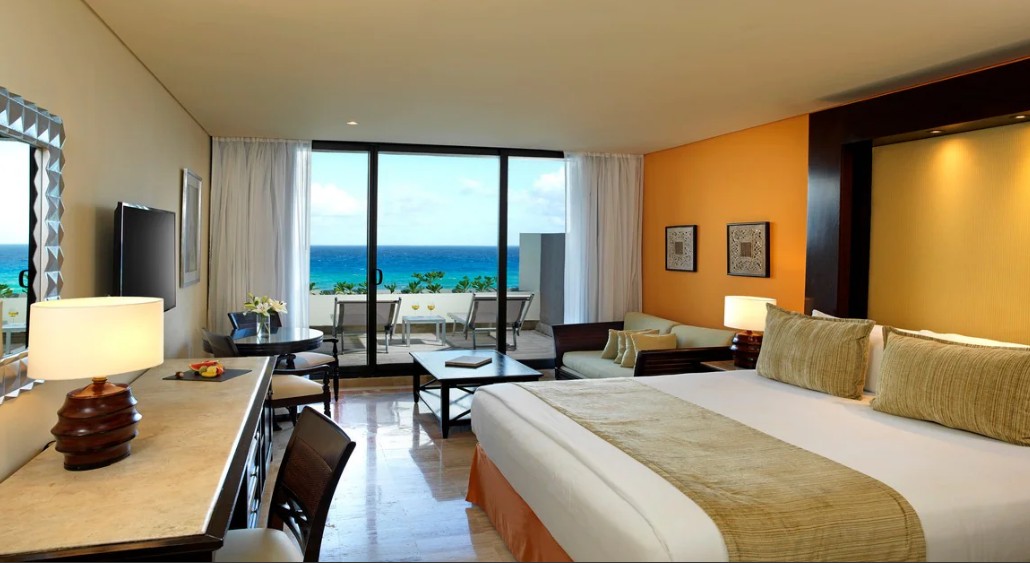 Junior Suite Lagoon/ Ocean View, Paradisus Cancun 5*