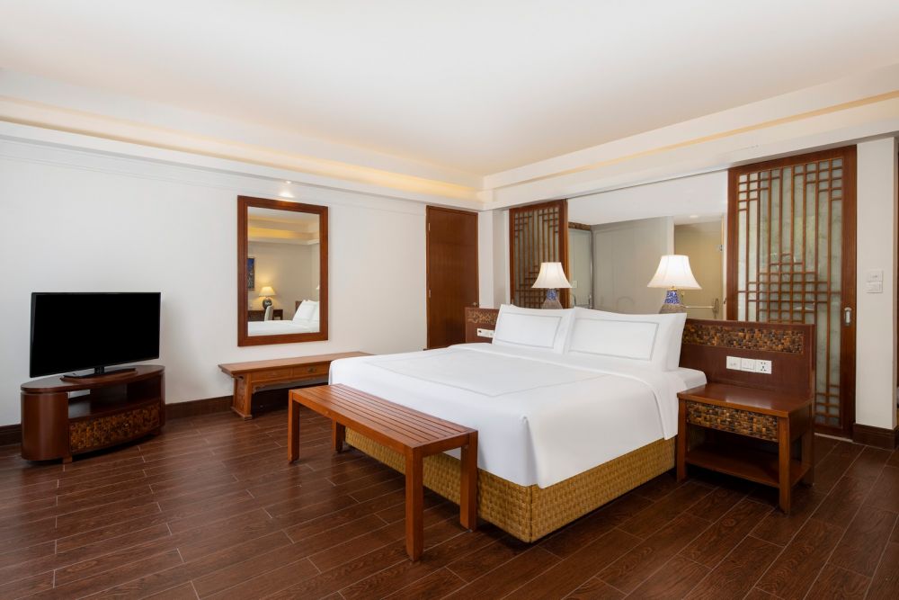 Swiss Superior King/Twin bed room with private swimming pool (ex.Small Pool Room), Swissotel Sanya Yalong Bay (ex. Huayu Resort & Spa Yalong Bay Sanya) 5*