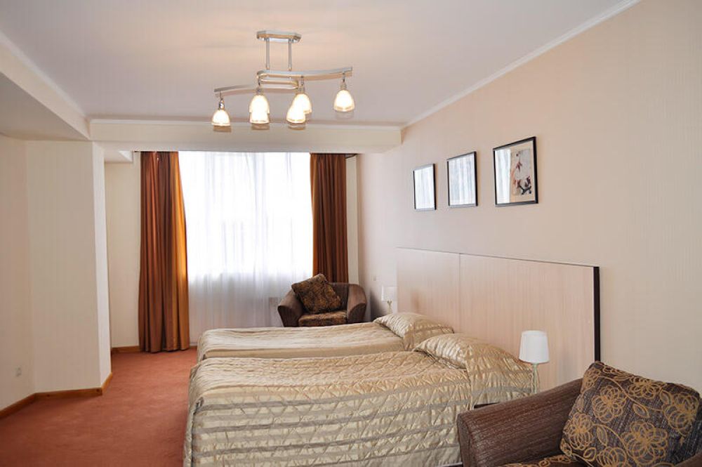 Junior Suite Room, Каприз 