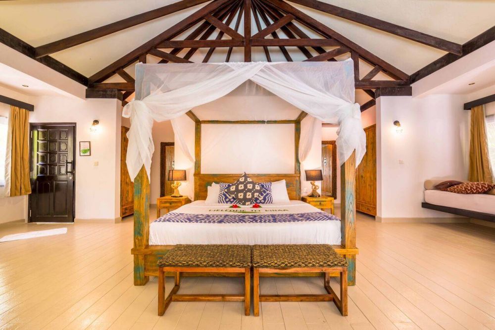 Beach Access Villa, Kihaa Maldives 5*