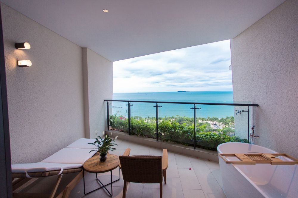 Grand Ocean view Room, Sanya Conifer Resort 5*