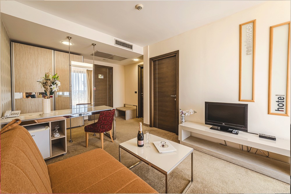 Family Apartment, Hec Residence 4*