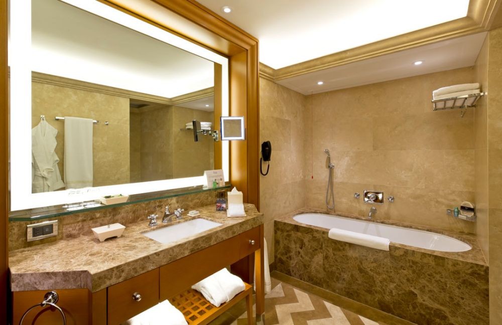 Deluxe Room, Divan Istanbul 5*