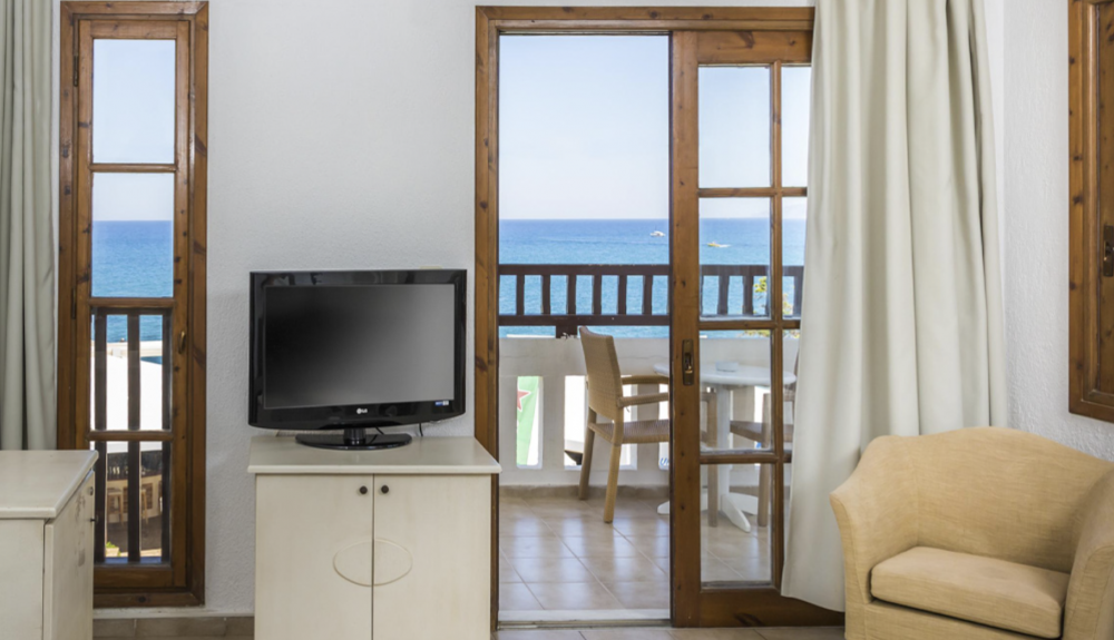 FAMILY ROOM SEA VIEW, Porto Greco Village 4*