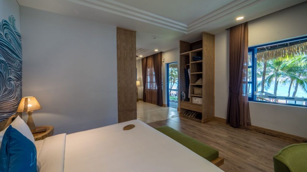 Executive Suite Beachfront, L’Azure Resort & Spa Phu Quoc 4*