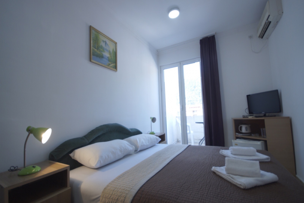 DBL Standard, Jovana Guest House 3*