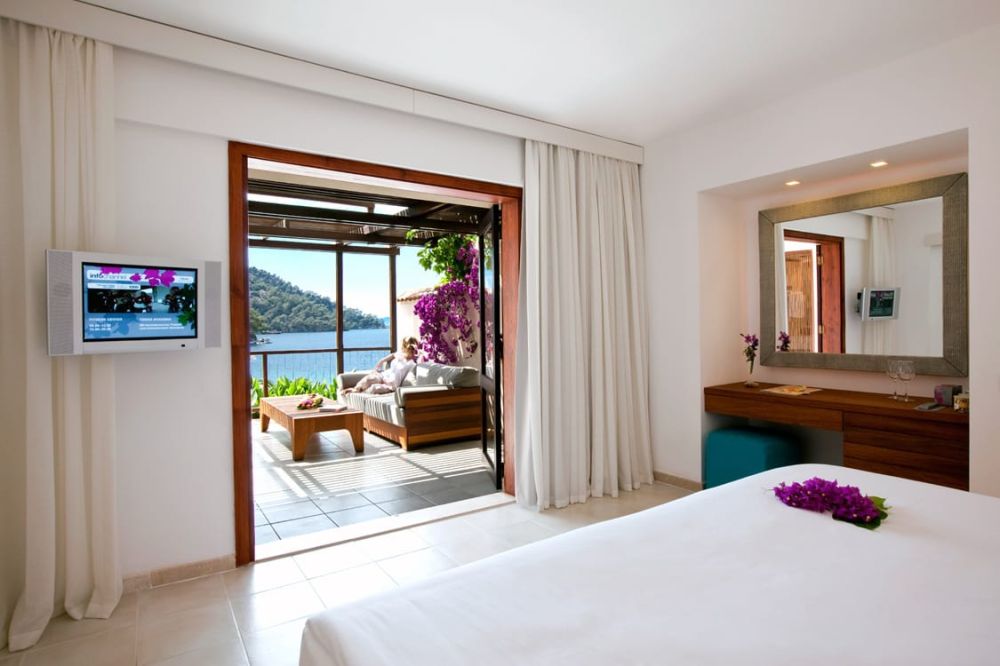 Сategory A: Superior Double Room with Large Terrace, Hillside Beach Club 5*