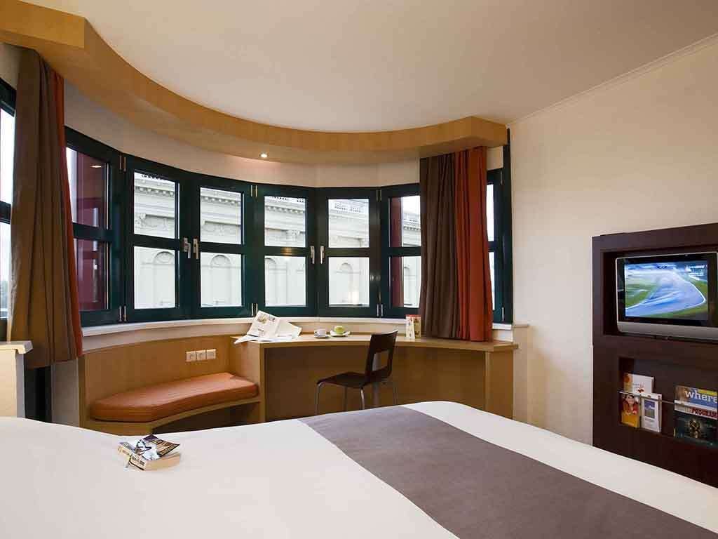 Standard, Ibis Budapest Heroes Square 3*